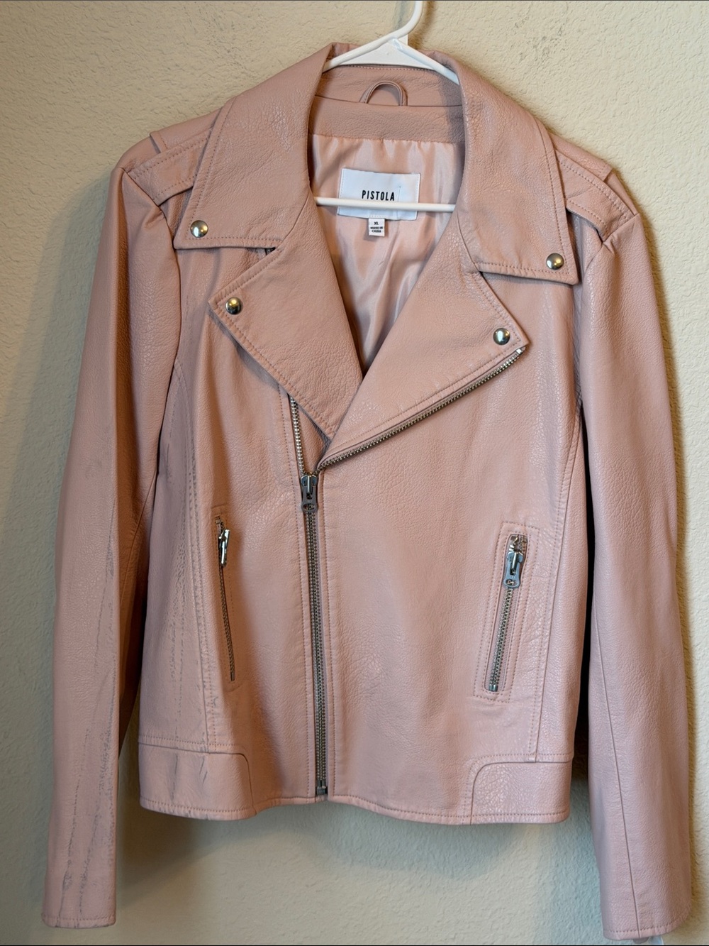 Pistola Coat. Pale Pink Motorcycle with silver. Faux leather. XL